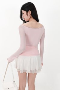 Lessie Lace Trim Long Sleeve Top in Light Pink