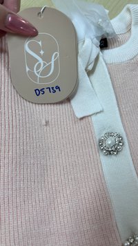 DEFECT | Casrine Contrast Knit Sweater in Cream White X Pink in XS