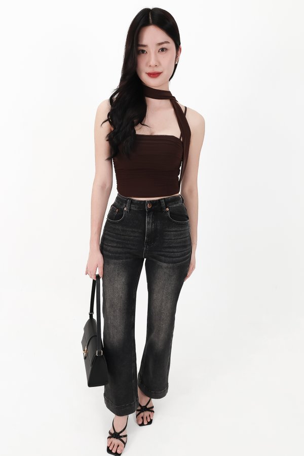 DEFECT | Sam Straight Cut Cuffed Hem Denim Jeans in Black Wash in XS