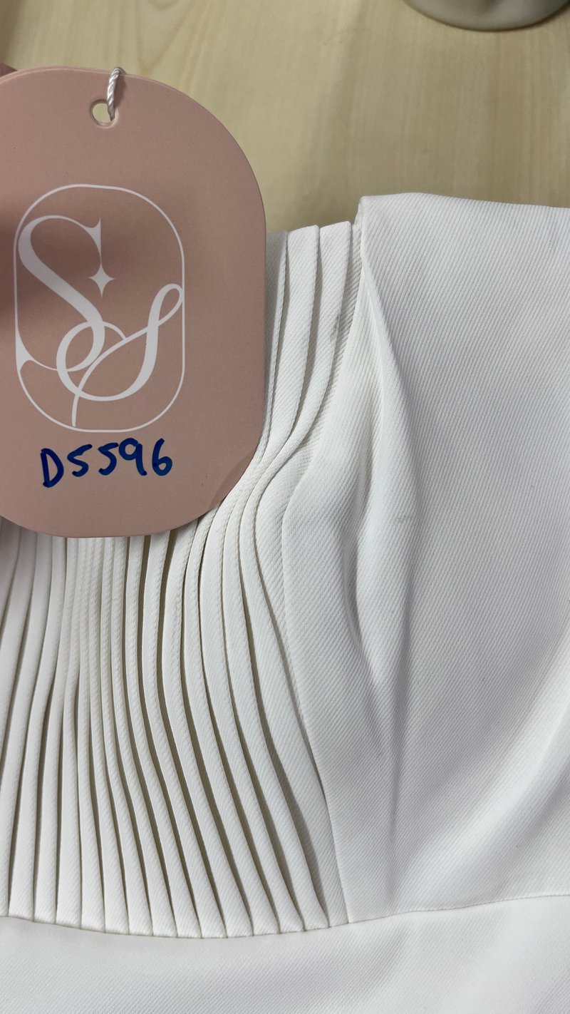 DEFECT | Cherish Co-ord Pleat Halter Top in White in XS