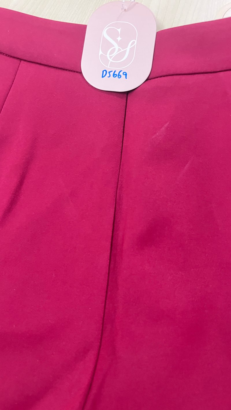 DEFECT | Cherie Co-ord Shorts in Dark Red in S