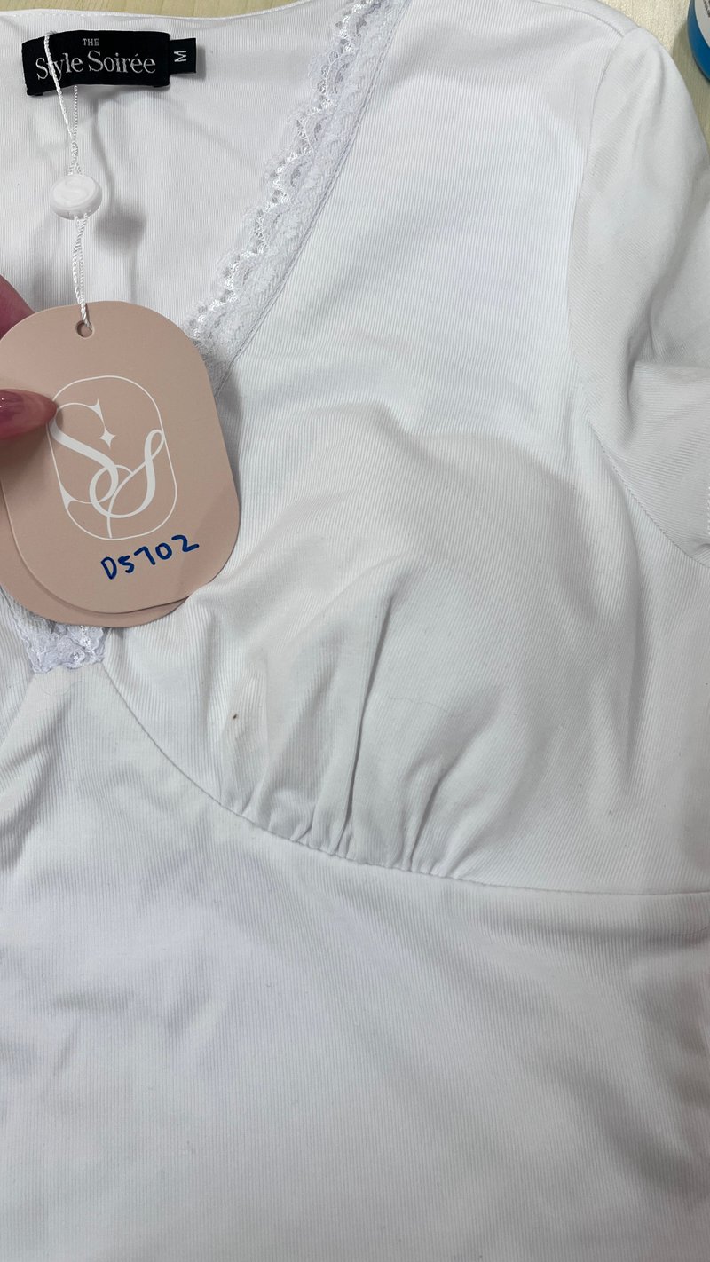 DEFECT | Lenna Lace Trim Tee in White in M