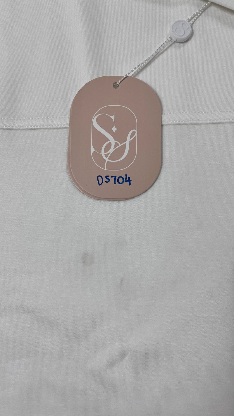 DEFECT | Casual Men Pocket Tee in White in L