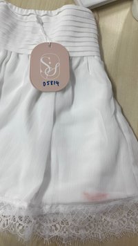 DEFECT | Laurie Lace Co-ord Skorts in White in S