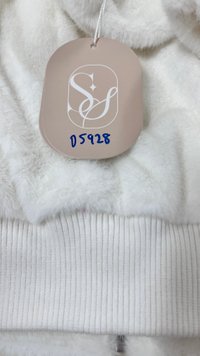 DEFECT | Ferra Furry Jacket in Cream White in S