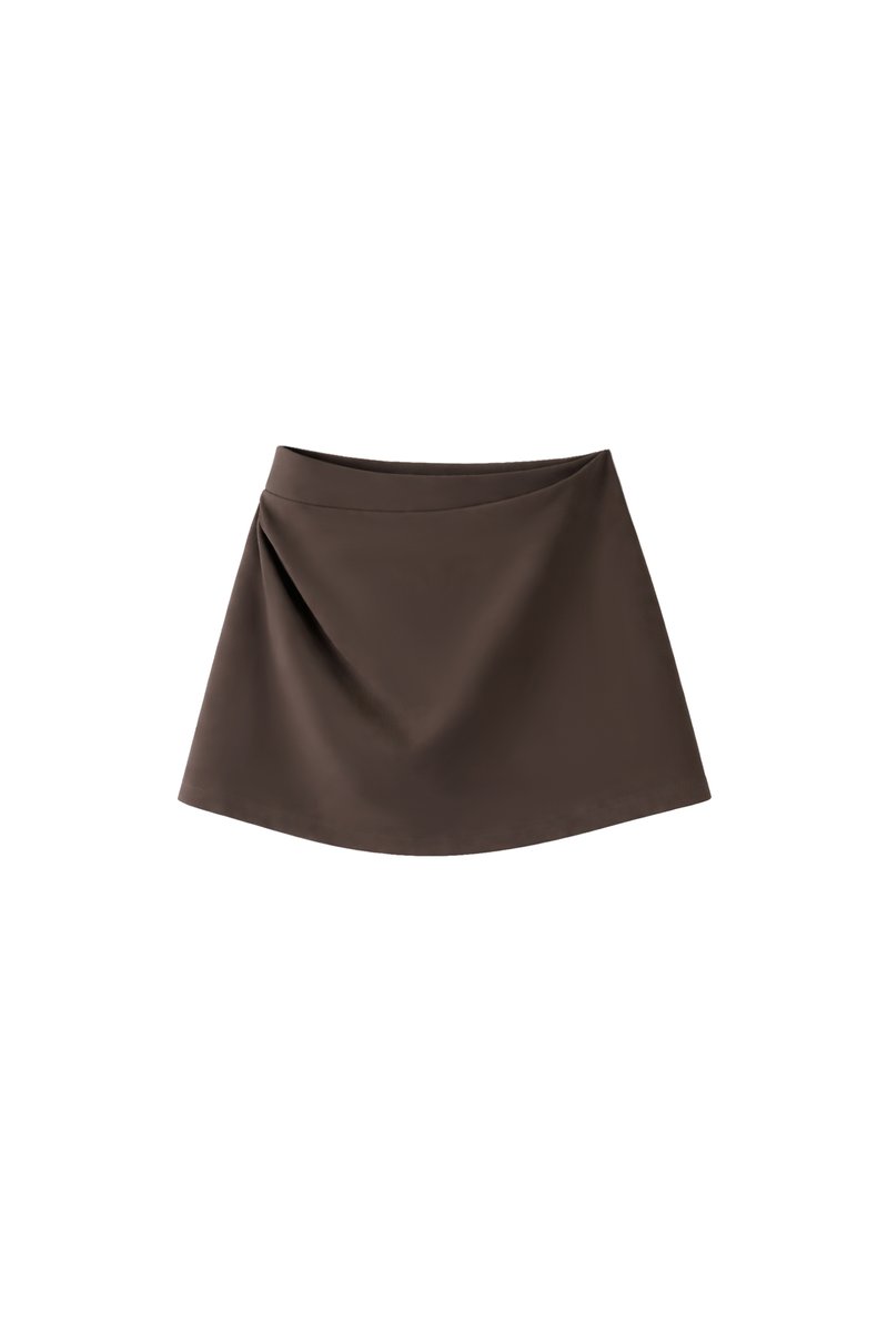 Rami Ruched Skorts in Dark Brown