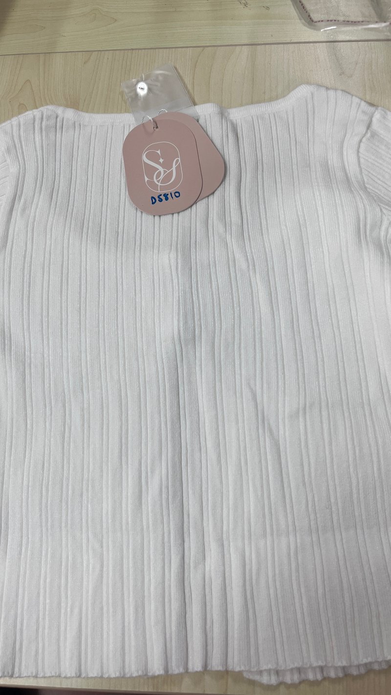 DEFECT | Kensley Knit Cardigan in White in XXS