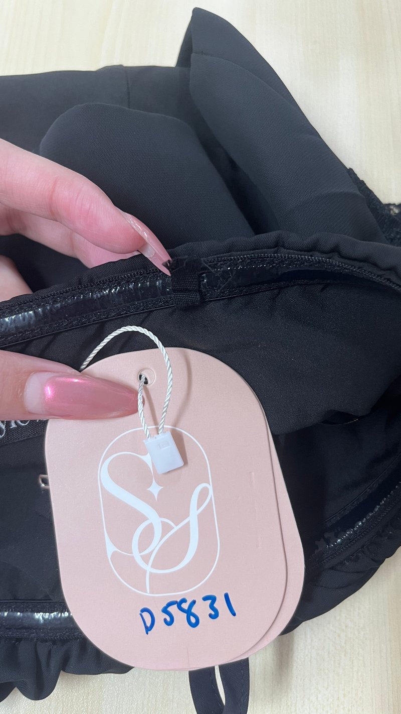 DEFECT | Libby Lace Trim Co-ord Top in Black in S