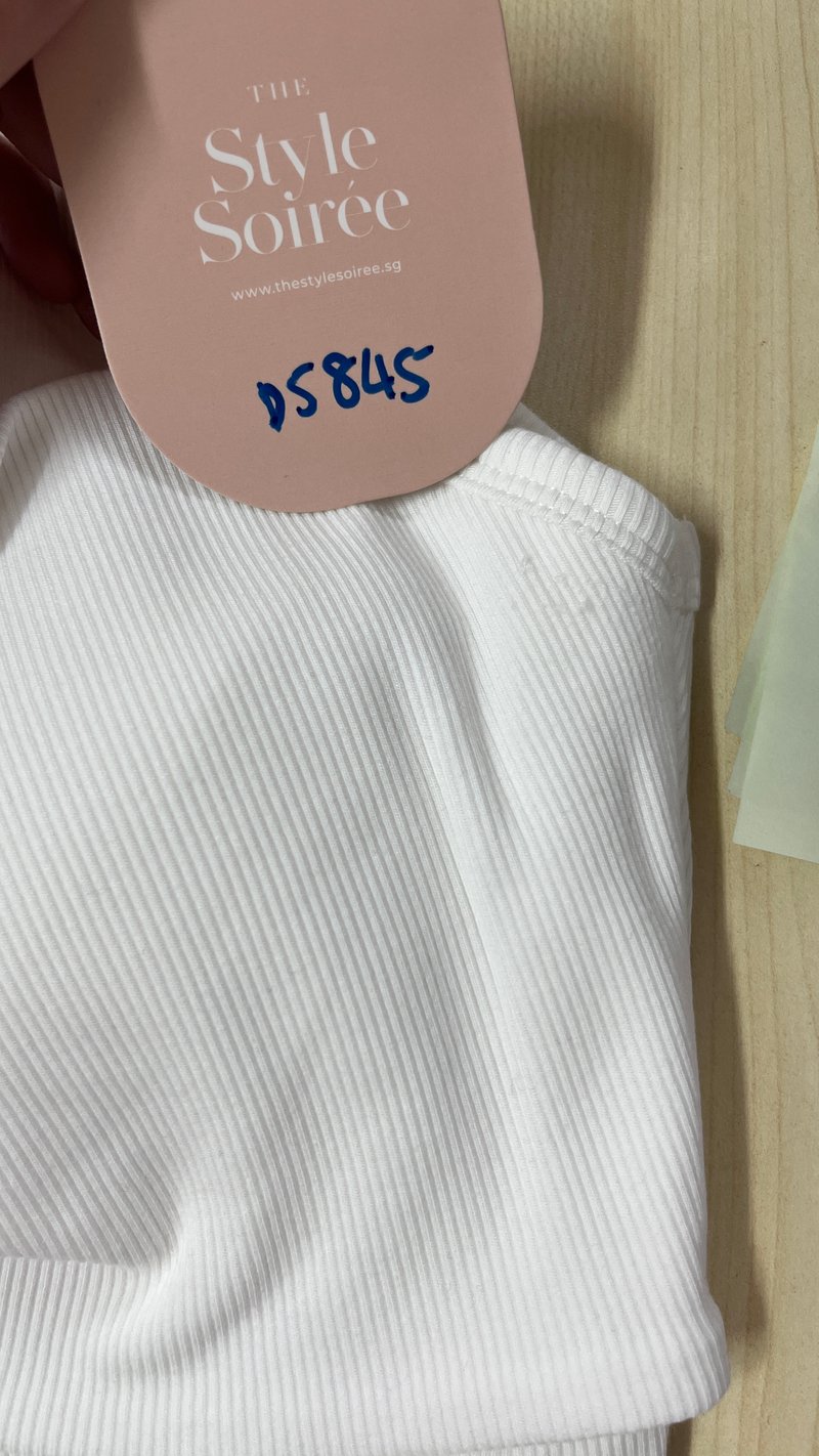 DEFECT | Tenra Twist Tank Top in White in S