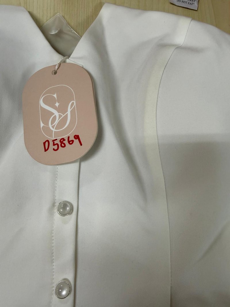 DEFECT | Casa Co-ord Halter Top in White in M