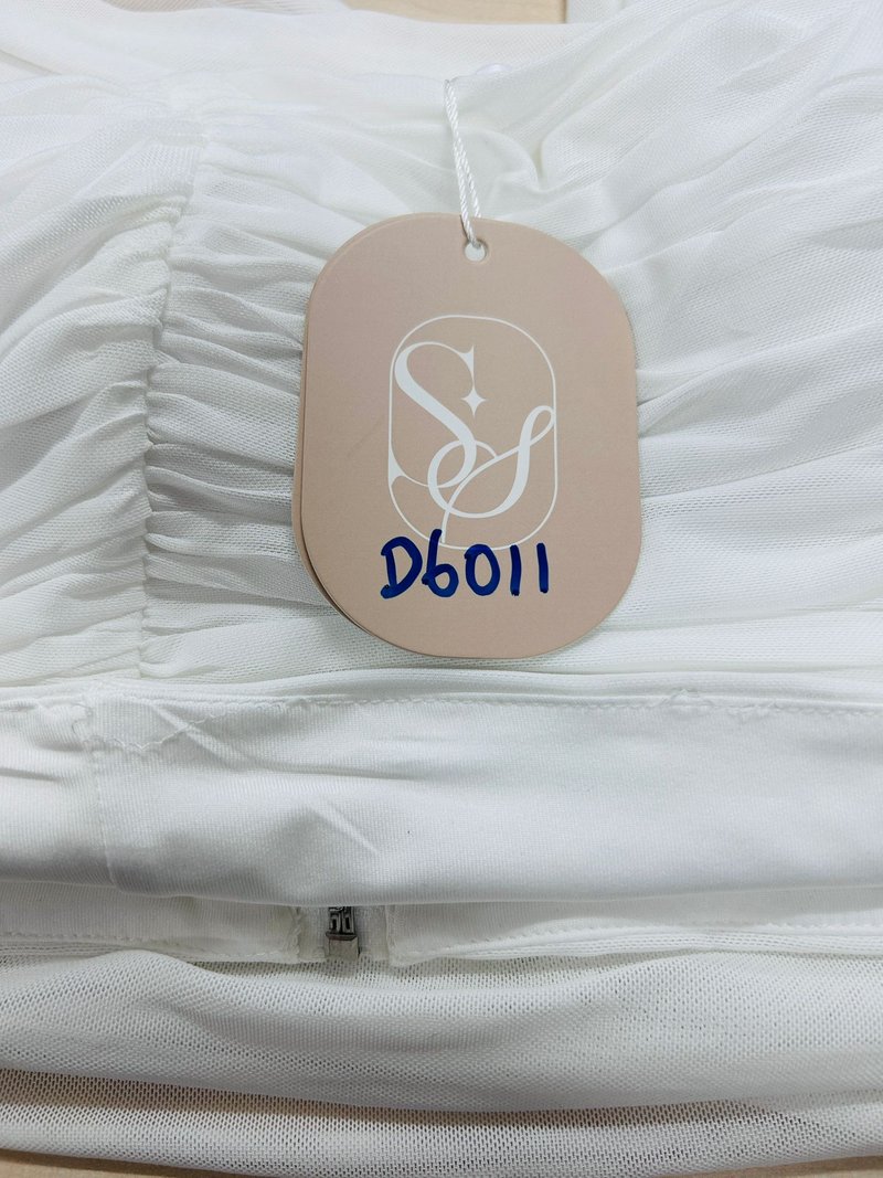 RESTOCKS | Merel Multi Way Mesh Top in White in M