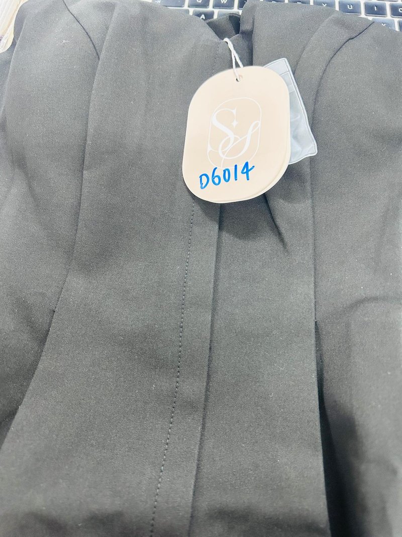 DEFECT | Casa Co-ord Halter Top in Black in XS