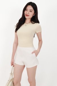 Bonnie Basic Padded Tee in Pale Yellow
