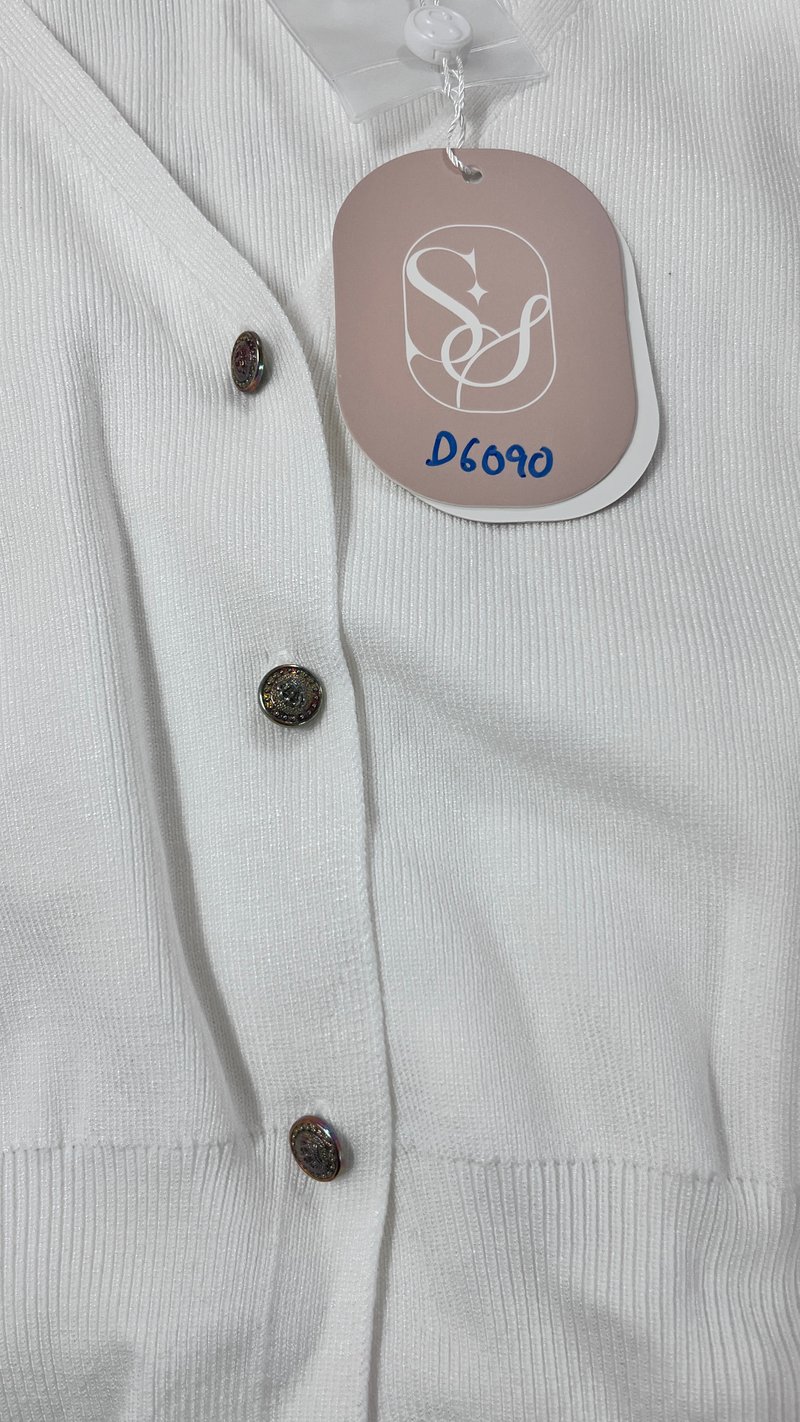 DEFECT | Brie Button Knit Cardigan in White in XL