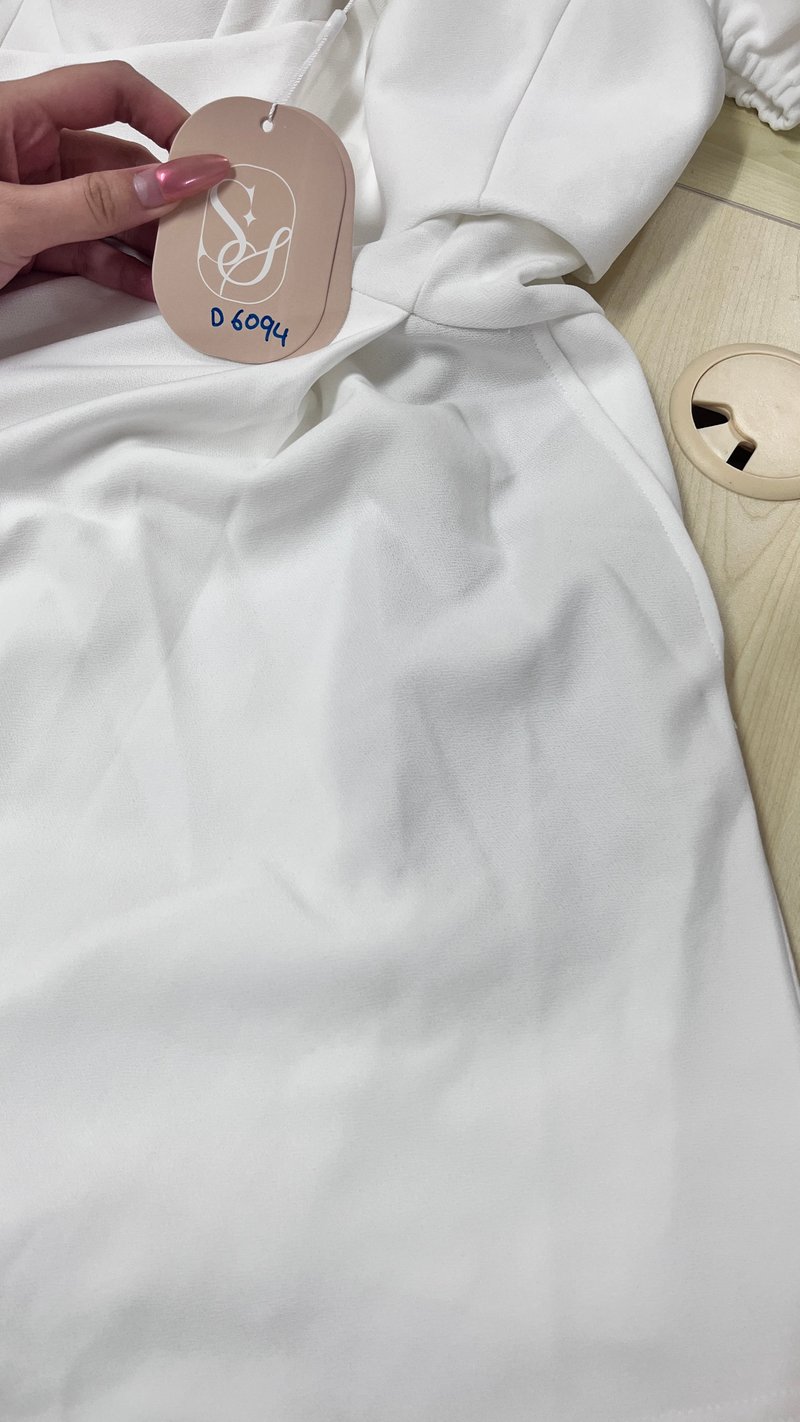 DEFECT | Shar Sweetheart Romper Dress in White in S