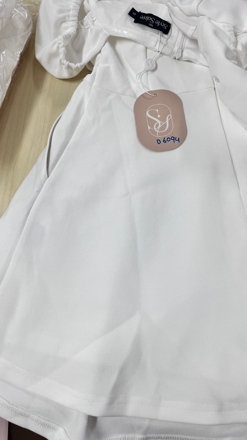 DEFECT | Shar Sweetheart Romper Dress in White in S