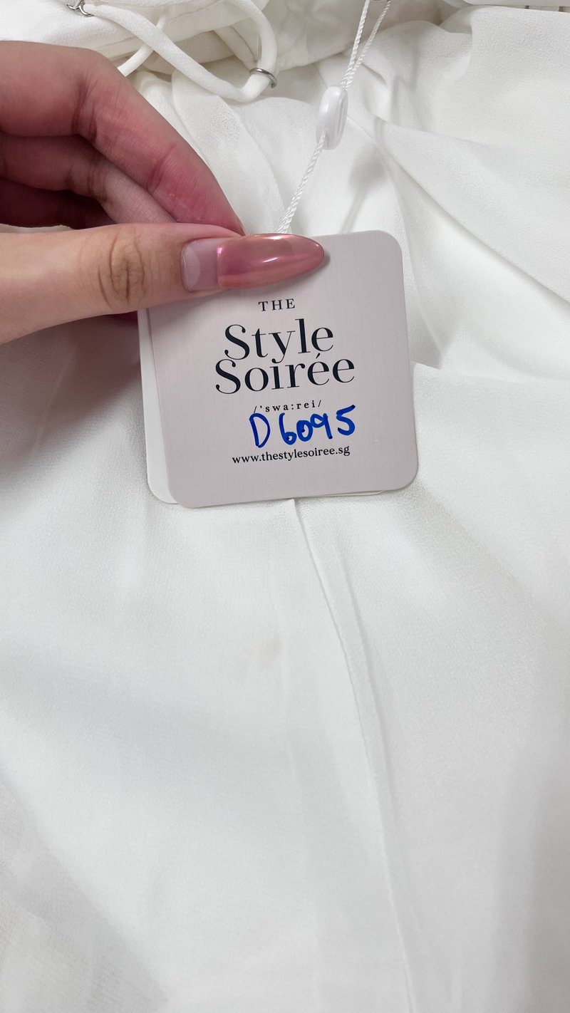 DEFECT | Caprina Chiffon Maxi Dress in White in L