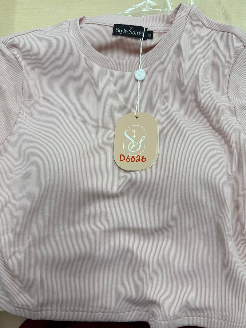 DEFECT | Brena Baby Tee in Light Pink in XL