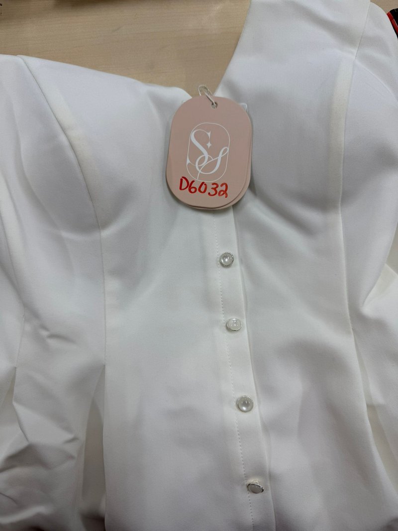 DEFECT | Casa Co-ord Halter Top in White in XS