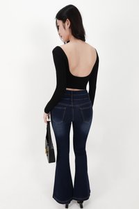 Dae Double Button Highwaisted Jeans in Very Dark Wash