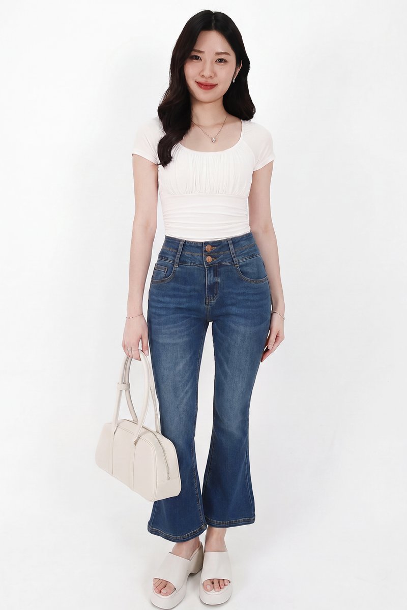 Dae Double Button Highwaisted Jeans in Dark Wash
