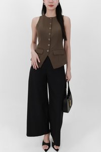 Sey Side Pleat Midwaist Pants in Black