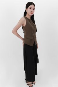 Sey Side Pleat Midwaist Pants in Black
