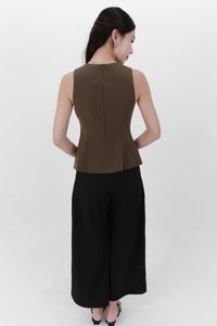 Sey Side Pleat Midwaist Pants in Black