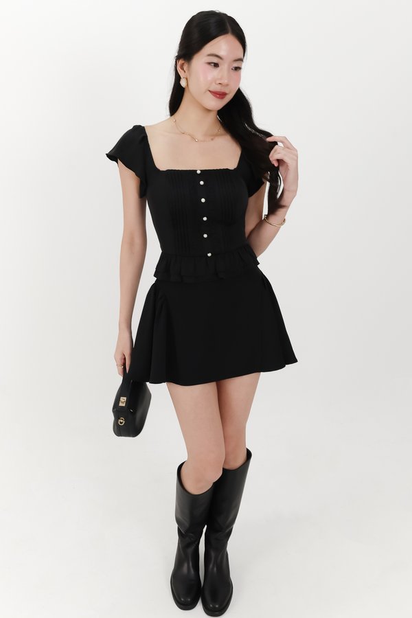 Fiora Flutter Top in Black