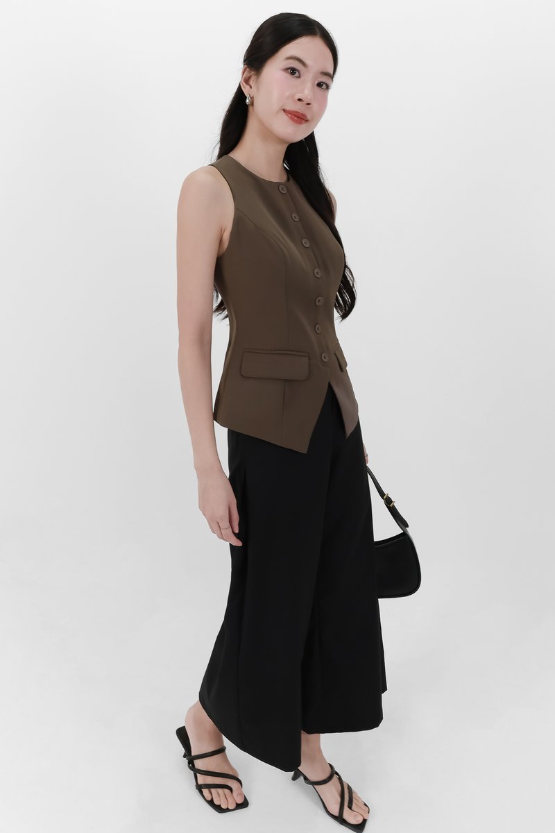 Sey Side Pleat Midwaist Pants in Black