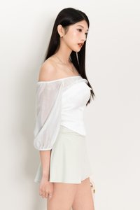 Oli Off-shoulder Corset Top in White