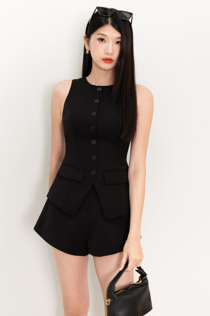 Corie Co-ord Flare Shorts in Black