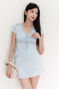 EVENT EXCLUSIVE | Serryn Satin Sleeved Co-ord Top in Light Blue