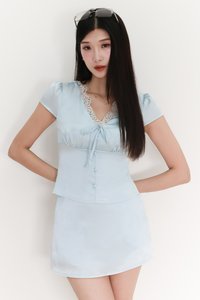 EVENT EXCLUSIVE | Serryn Satin Sleeved Co-ord Top in Light Blue