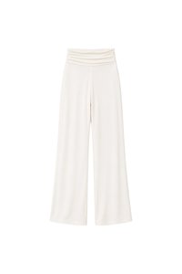 EVENT EXCLUSIVE | Cayra Co-ord Ruched Pants in White