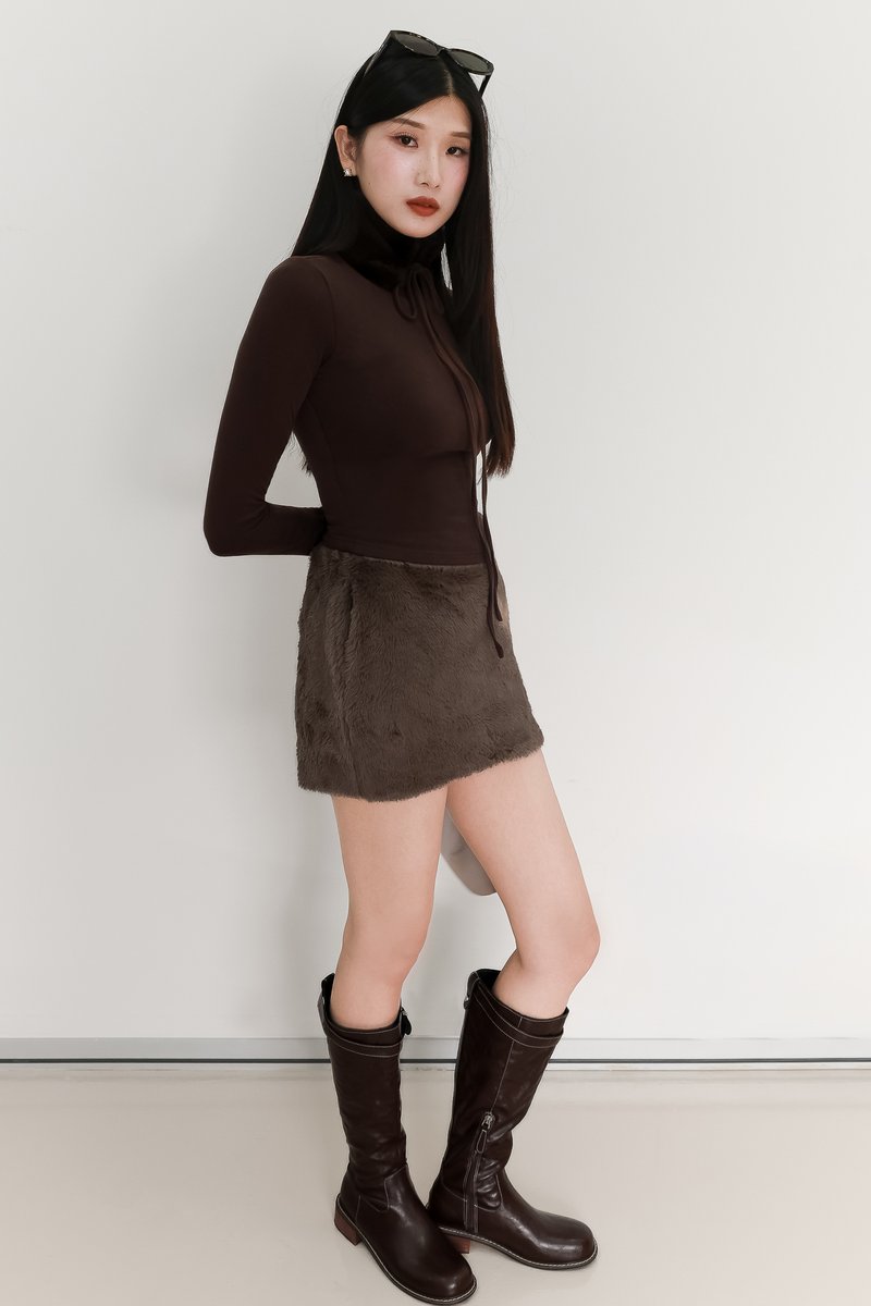 Fii Furry Skorts in Etoupe Brown
