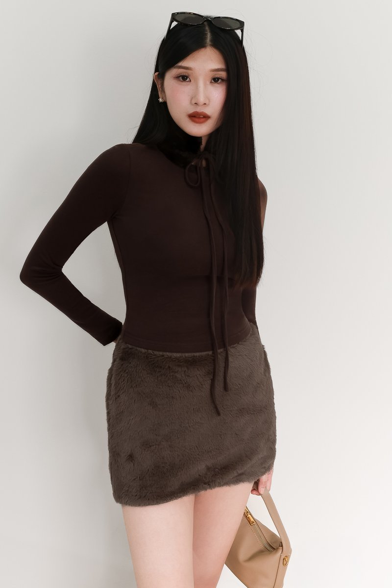 Hudsie High Neck Sleeved Top in Dark Brown