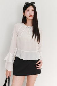 SALES EXCLUSIVE | Tenrie Textured Sleeved Top Tube Set in White