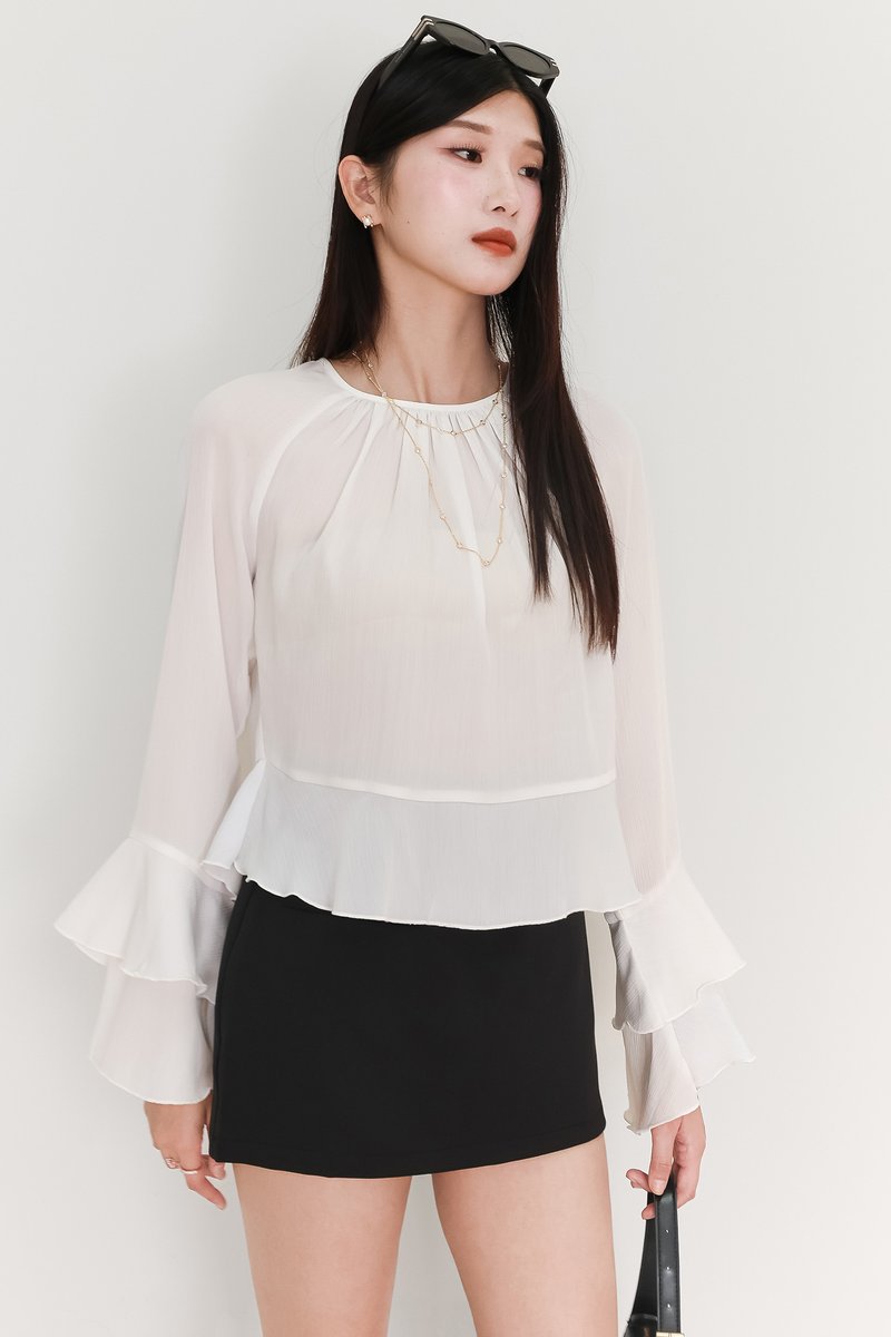 SALES EXCLUSIVE | Tenrie Textured Sleeved Top Tube Set in White