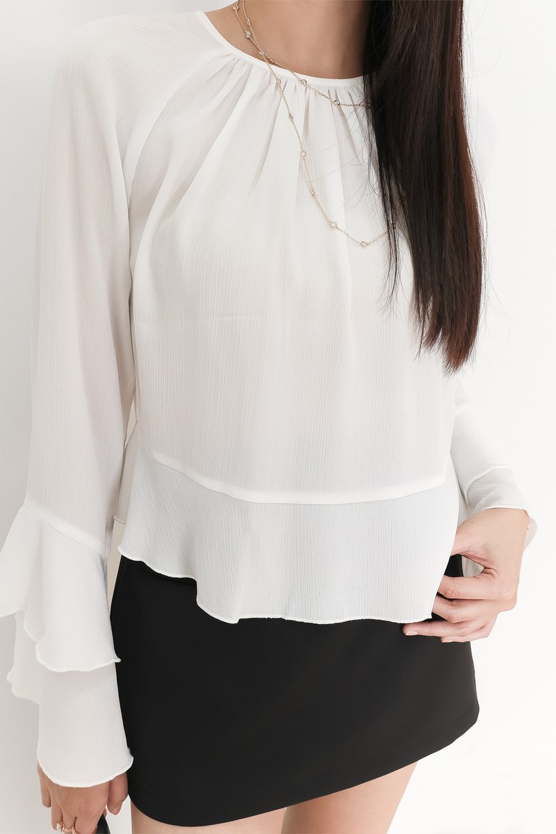 SALES EXCLUSIVE | Tenrie Textured Sleeved Top Tube Set in White