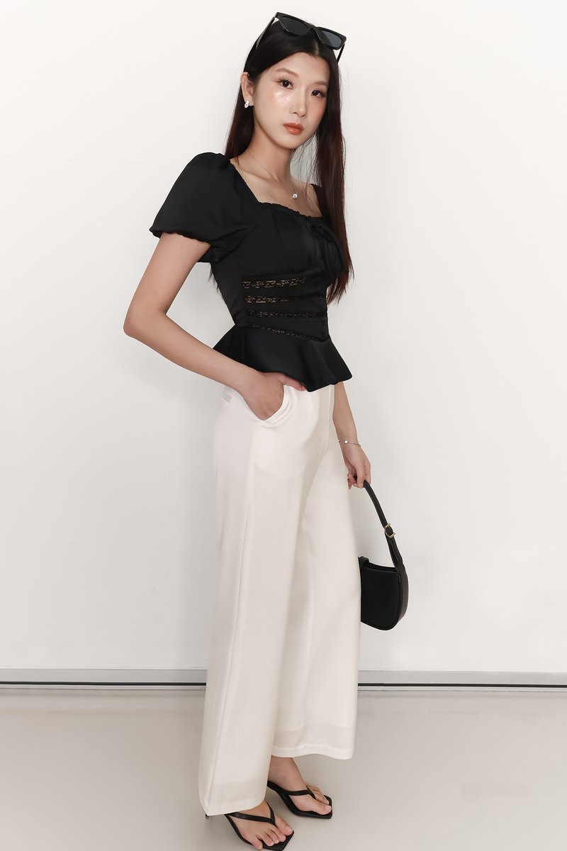 Perla Puffy Sleeved Top in Black