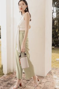 DEFECT638 | Elevate Highwaist Pants V2 in Sage in M DEFECT638 | Elevate Highwaist Pants V2 in Sage in M