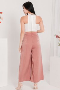 DEFECT | Perl Pleated Halter Top in White  DEFECT | Perl Pleated Halter Top in White