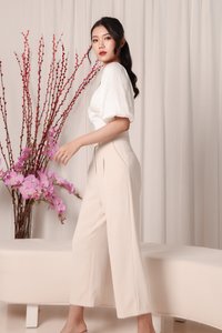 DEFECT365 | Carie Crochet Trim Top in White in L DEFECT365 | Carie Crochet Trim Top in White in L