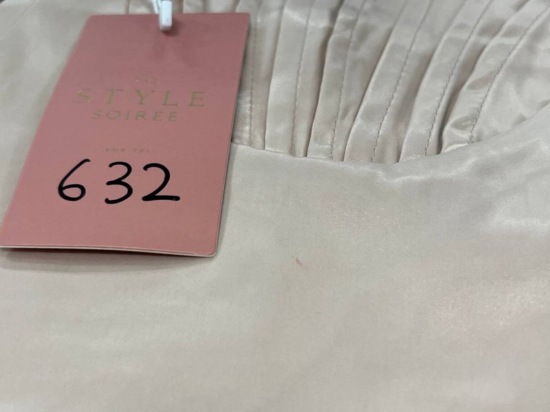 DEFECT632 | Adelia Seashell Top in Blush in S