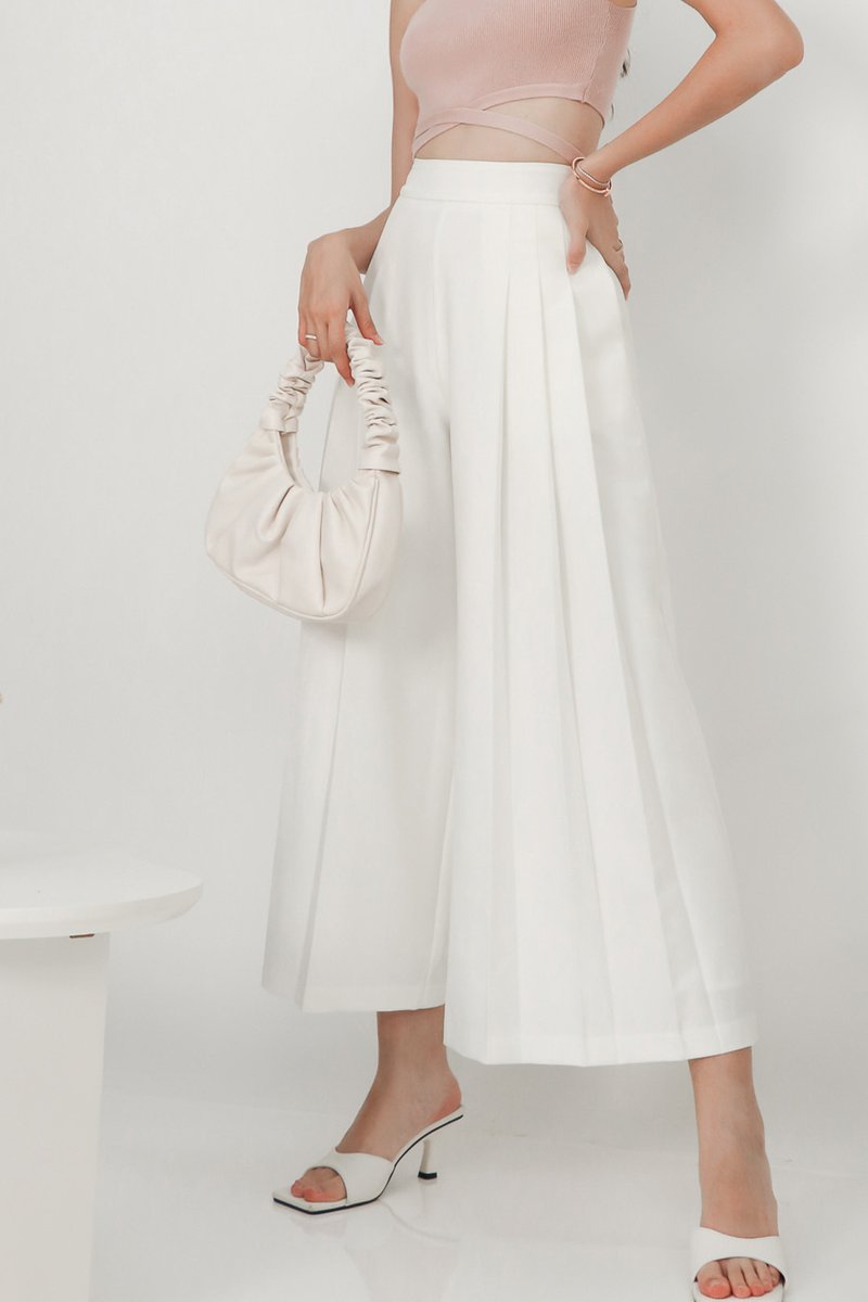 DEFECT | Pearlie Pleated Pants in White in XS 