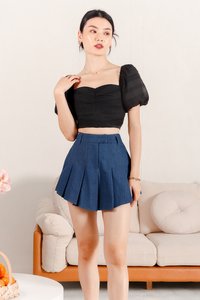 Piri Pleated Skorts in Mid Denim Piri Pleated Skorts in Mid Denim