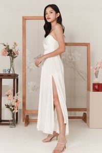 DEFECT | Claire Cross Back Maxi in White in M DEFECT | Claire Cross Back Maxi in White in M