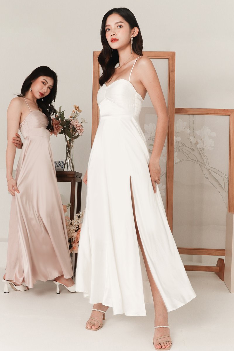 DEFECT | Claire Cross Back Maxi in White in M DEFECT | Claire Cross Back Maxi in White in M