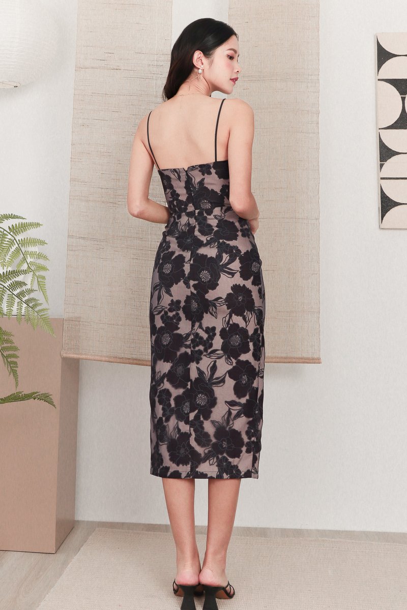 DEFECT | Floredyn Floral Mesh Pleat Midi in Navy in XS